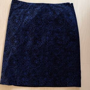 J. McLaughlin Navy and Black Patterned Skirt